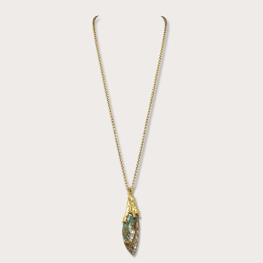 Abulon Pendant Necklace