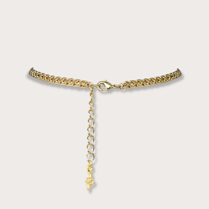 Ginevra Lariat