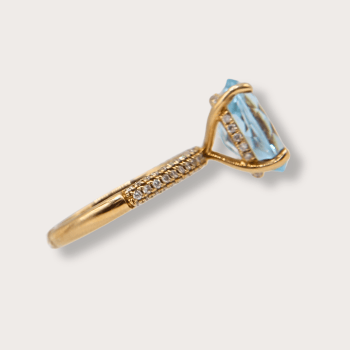 Anillo con Piedra Topaz azul - LAURA CANTU JEWELRY