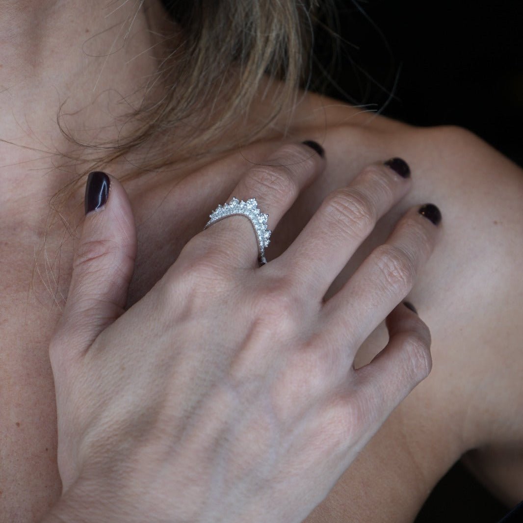 Argolla Vintage con Diamantes - LAURA CANTU JEWELRY