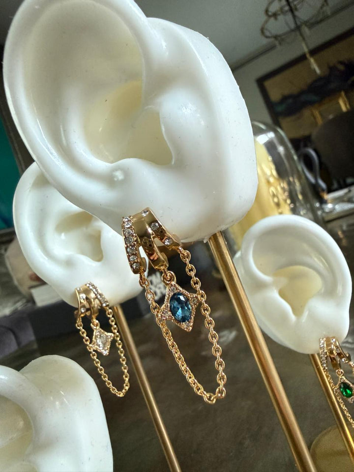 Cordelia Oval Gem - LAURA CANTU JEWELRY