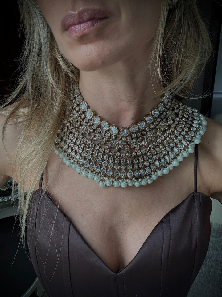 HUNT L - LAURA CANTU JEWELRY