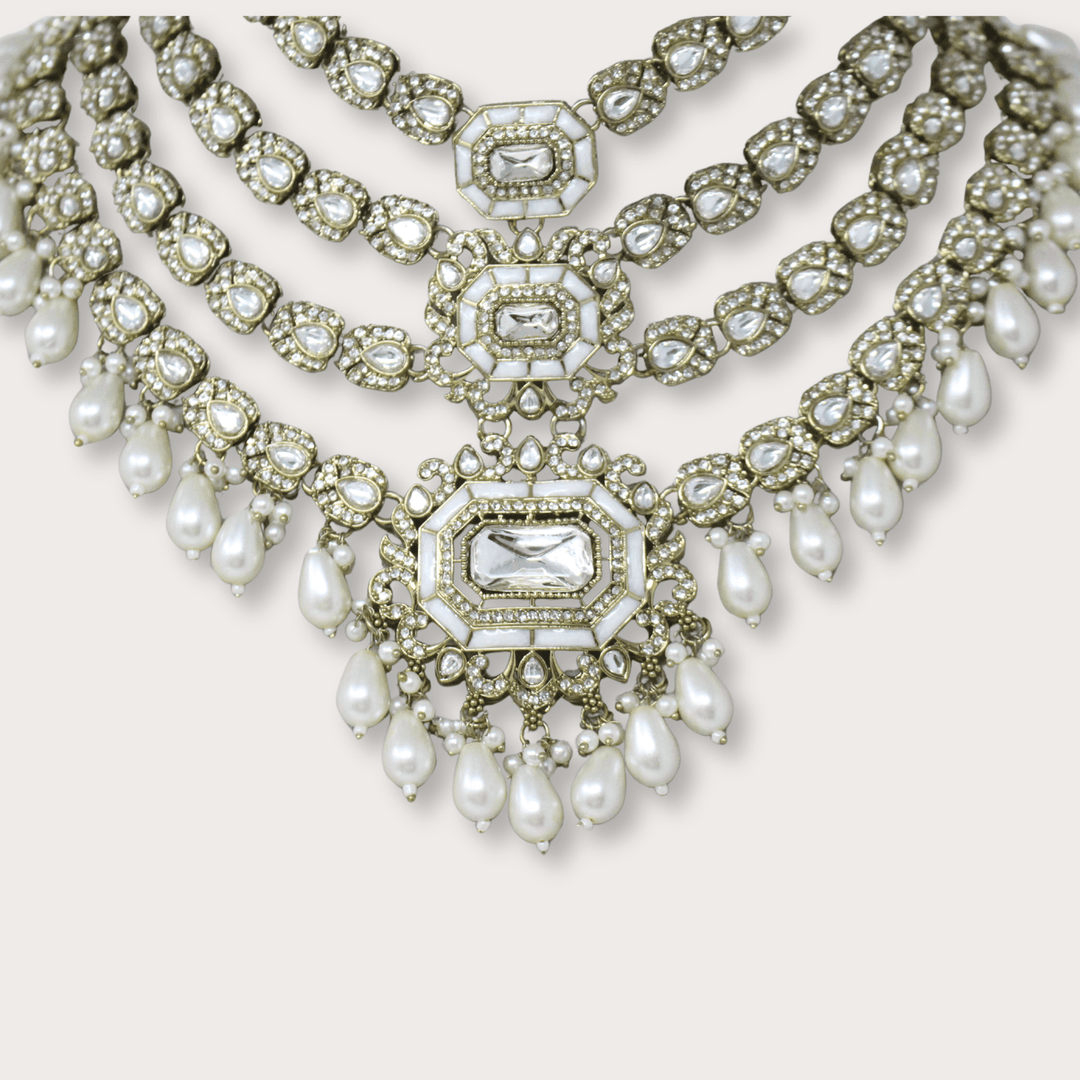 HUNT XXXXII - LAURA CANTU JEWELRY