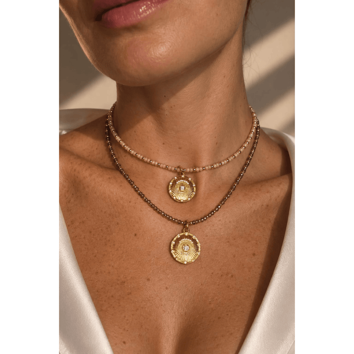 JNS Collar con Piedras y Dije Luna - LAURA CANTU JEWELRY