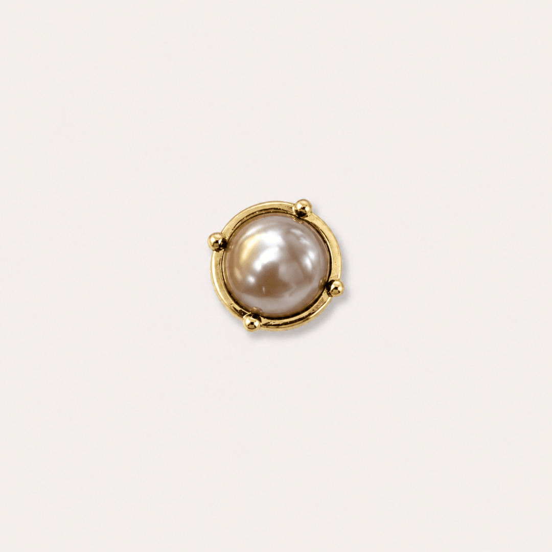 Luna Stud Gold - LAURA CANTU JEWELRY