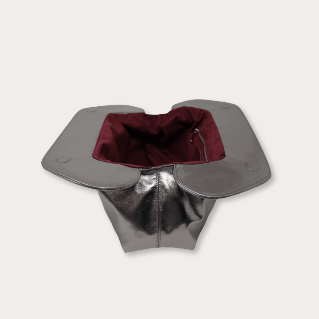 Marietta Clutch - LAURA CANTU JEWELRY