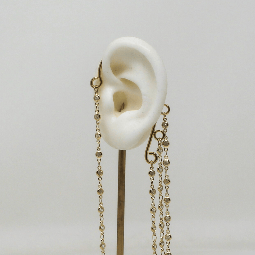 Paola Ear Hugger - LAURA CANTU JEWELRY