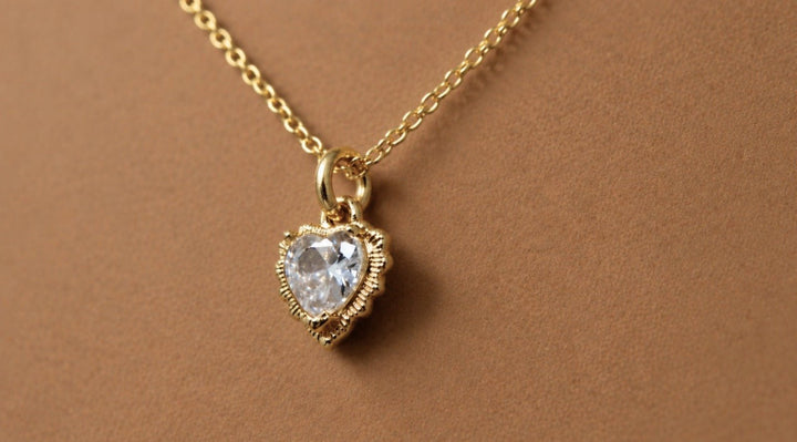Pia Love Mini Heart Necklace - LAURA CANTU JEWELRY