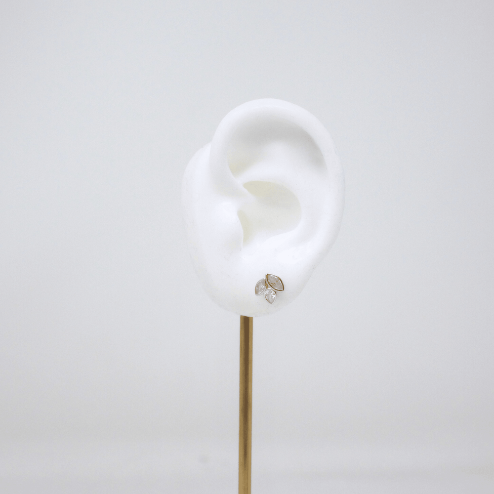Piercing Crystal Leaf - LAURA CANTU JEWELRY