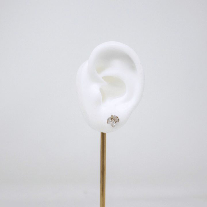 Piercing Crystal Leaf - LAURA CANTU JEWELRY