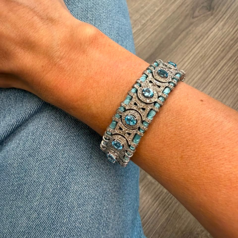 Pulsera Macrame Blue Topaz - LAURA CANTU JEWELRY