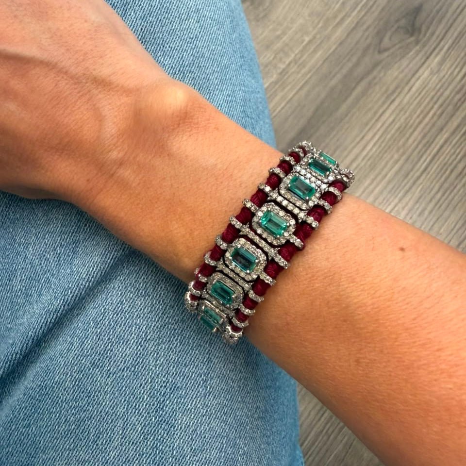 Pulsera Macrame Wine Emerald - LAURA CANTU JEWELRY