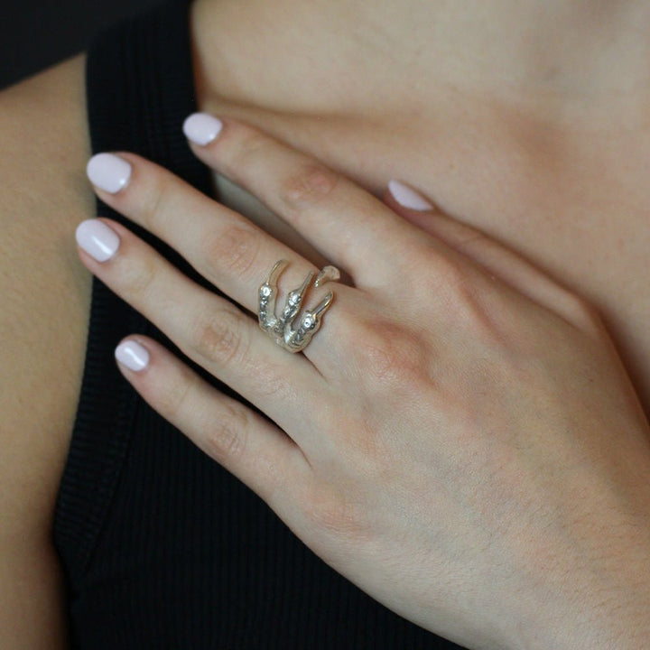 Claw Silver Ring - LAURA CANTU JEWELRY