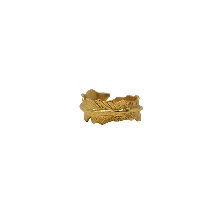 Gold Single Leaf Ring - LAURA CANTU JEWELRY