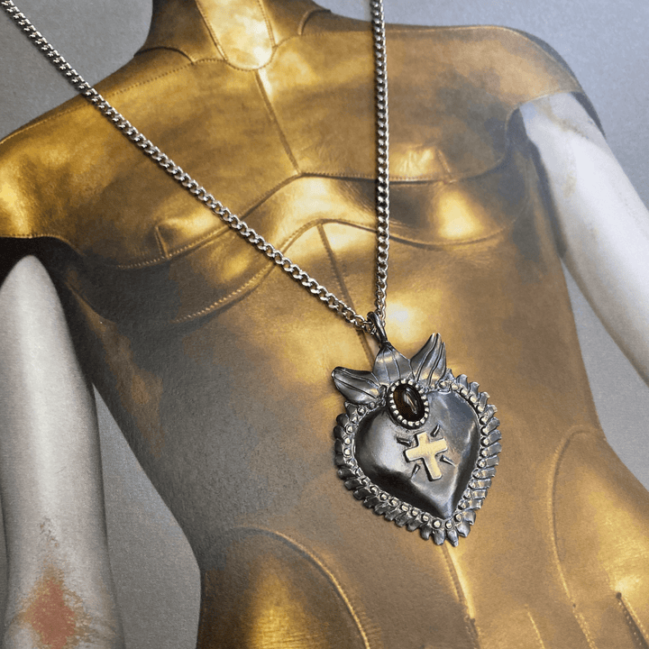 Sacred Heart Necklace - LAURA CANTU JEWELRY